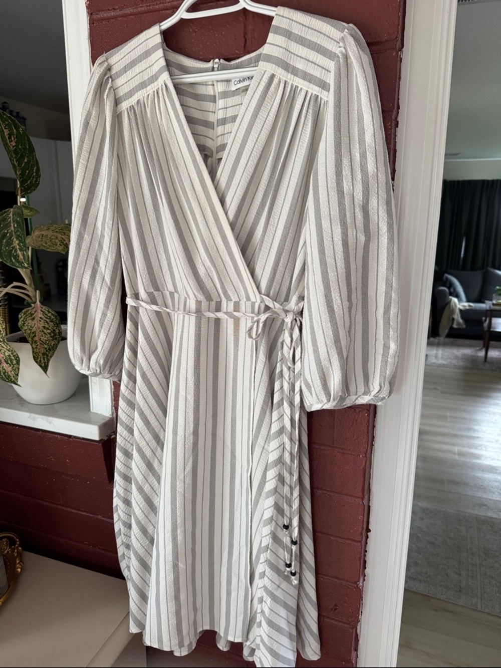 Calvin Klein White and Gray Striped Wrap Midi Dress with Tie Waist - Picture 4 of 9